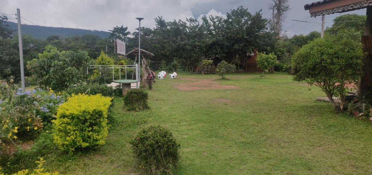 Phu Aram Khao Kho Resort Exterior foto